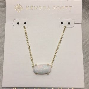 Kendra Scott Opal Ever Gold.Sold out in stores NWT